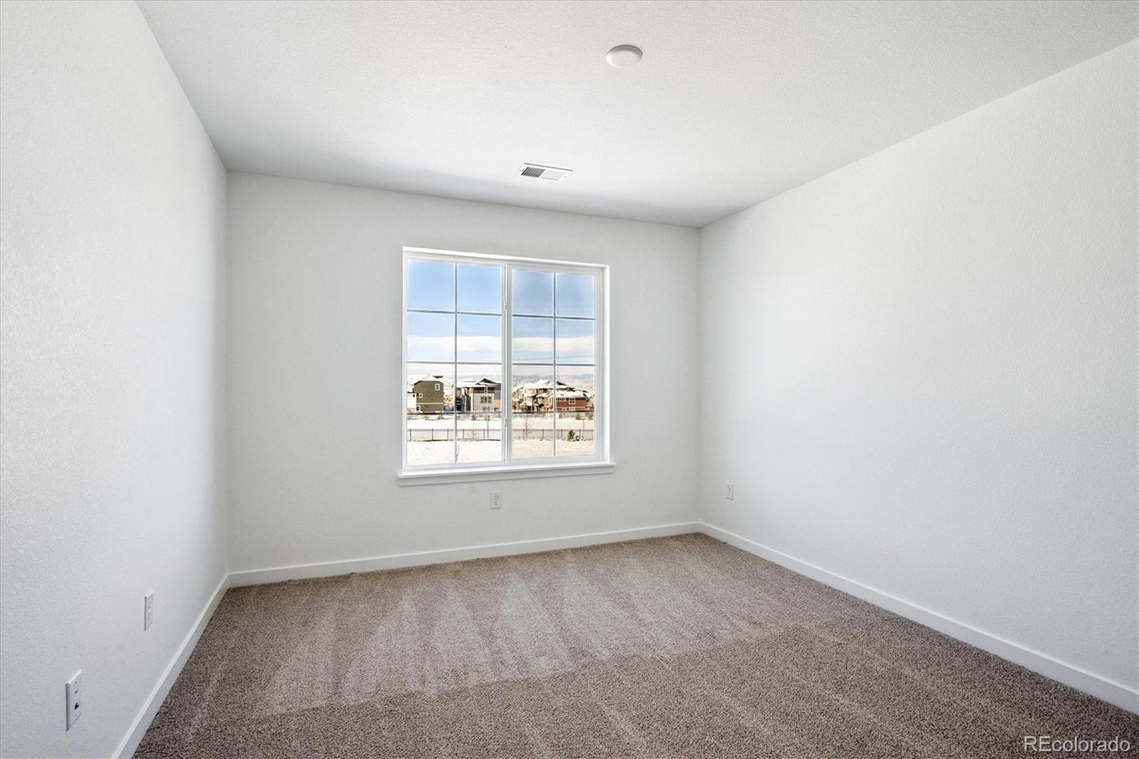 2132 S Irvington Street Aurora CO 80018