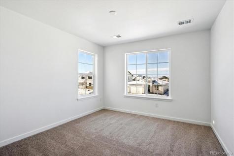2132 S Irvington Street Aurora CO 80018