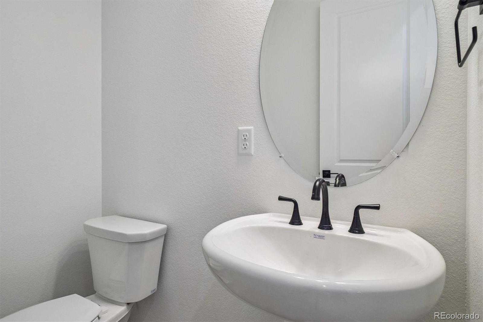 9227 Gold Lace Place Highlands Ranch CO 80129