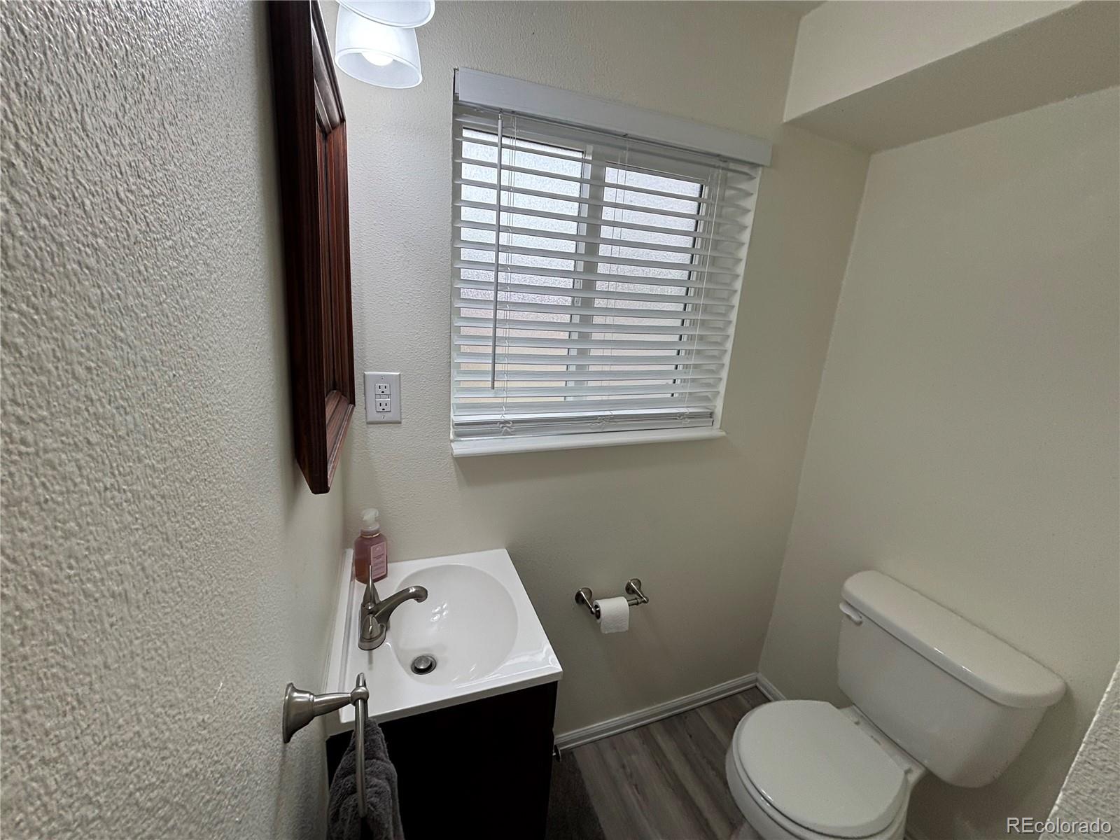950 S Waco Way Aurora CO 80017