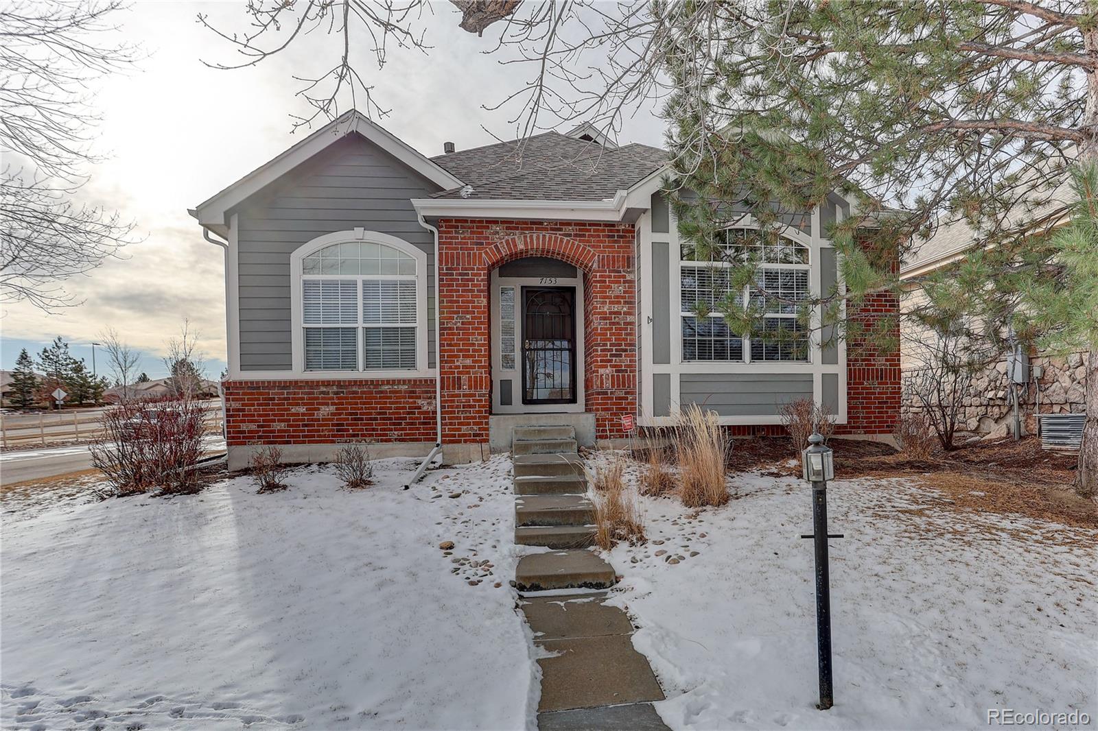 7153 S Versailles Way Aurora CO 80016