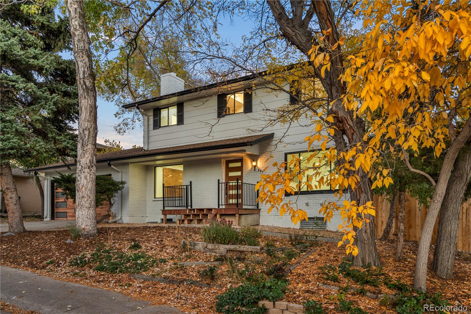 884 S Lewis Street Lakewood CO 80226