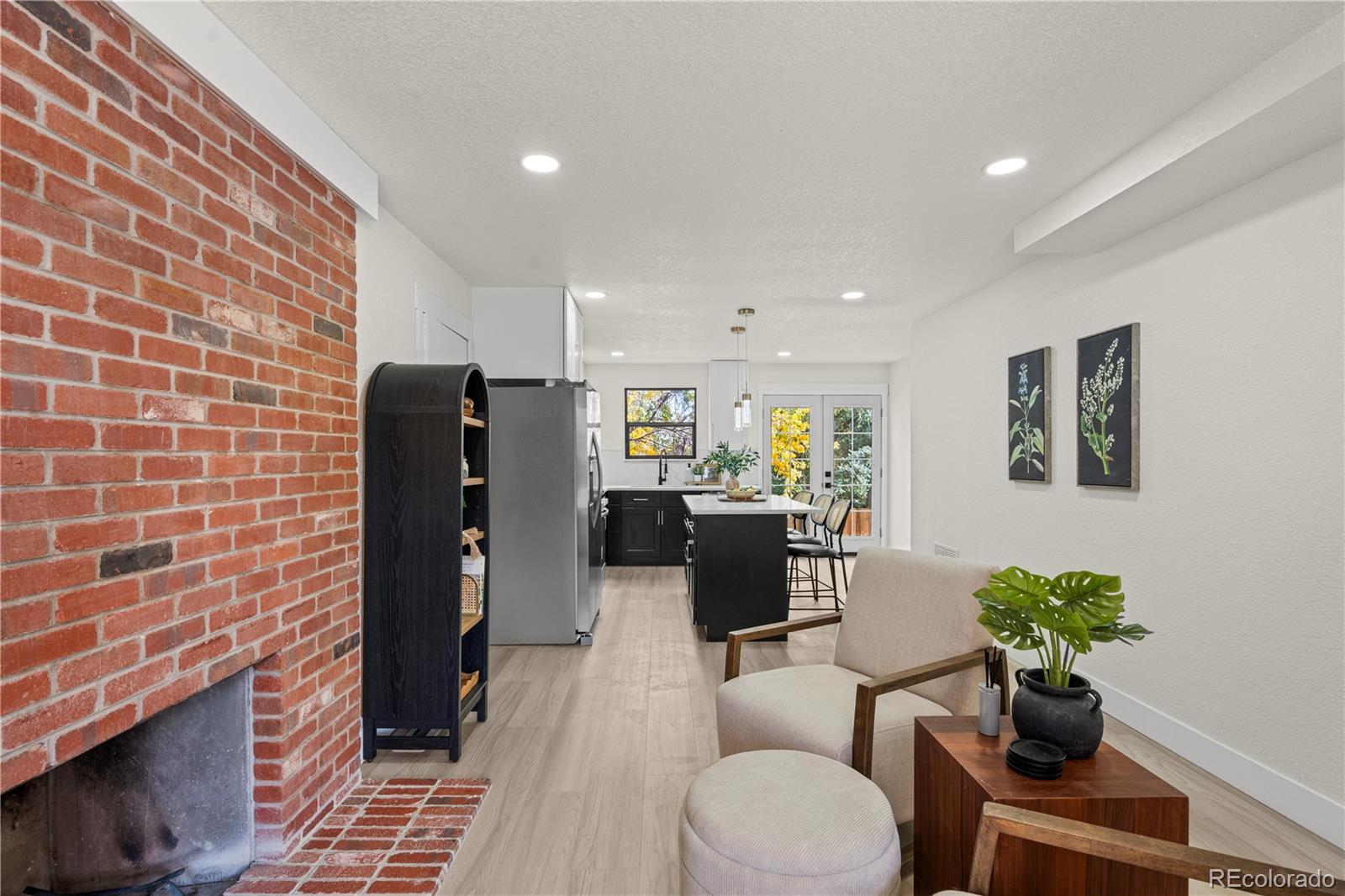 884 S Lewis Street Lakewood CO 80226