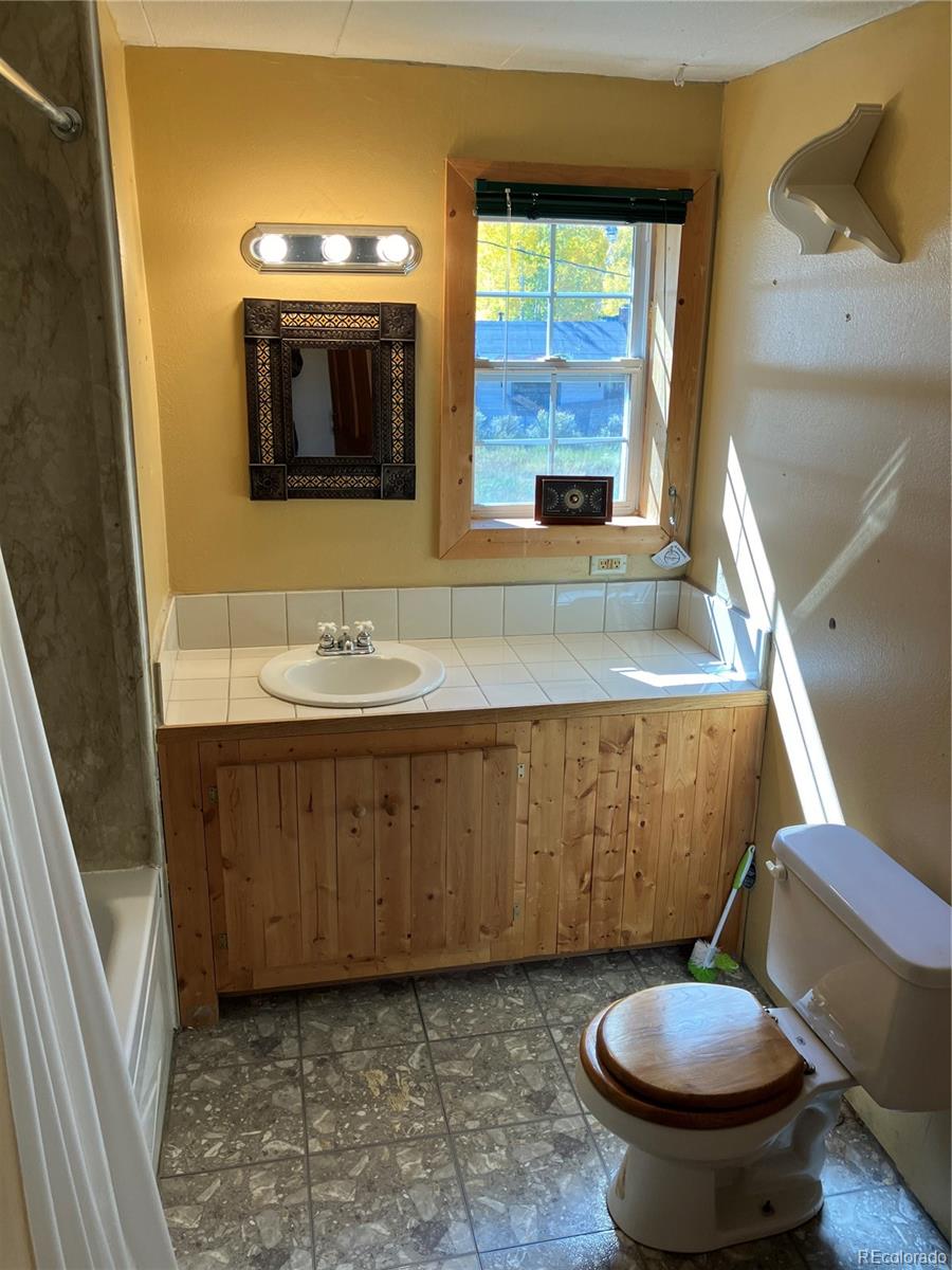 43090 Cr-397 Granite CO 81228