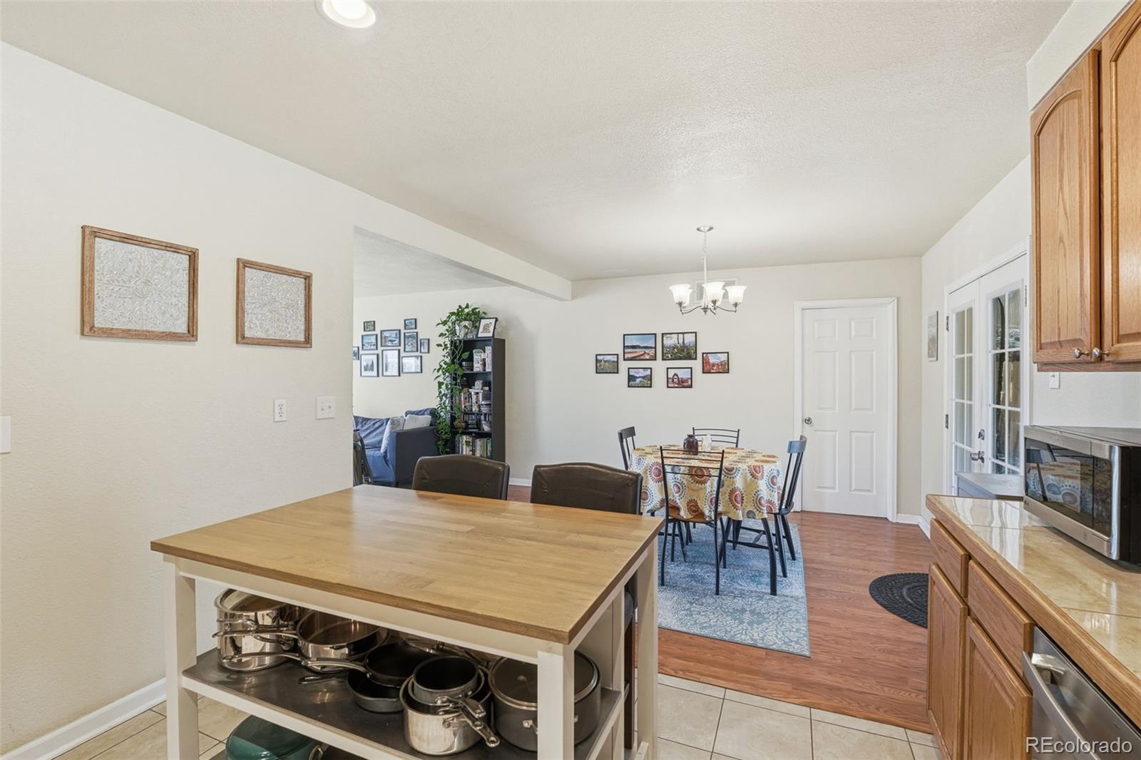 811 Ursula Street Aurora CO 80011