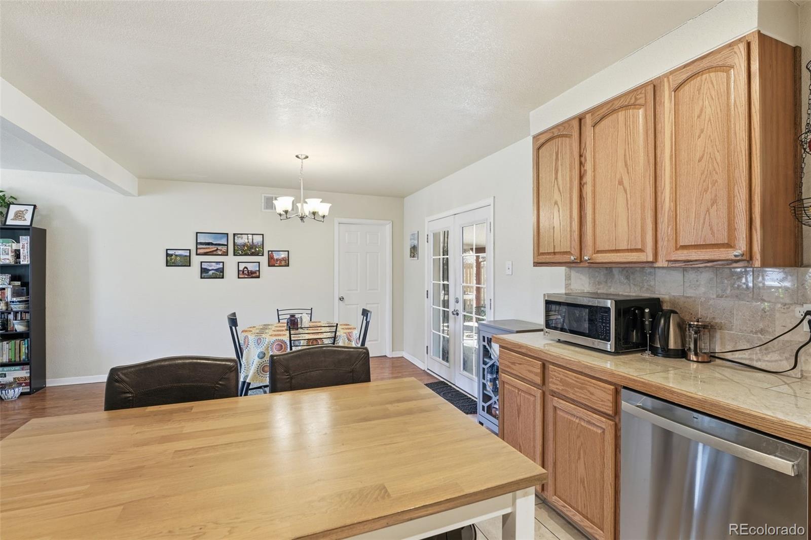 811 Ursula Street Aurora CO 80011