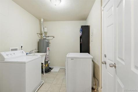 811 Ursula Street Aurora CO 80011