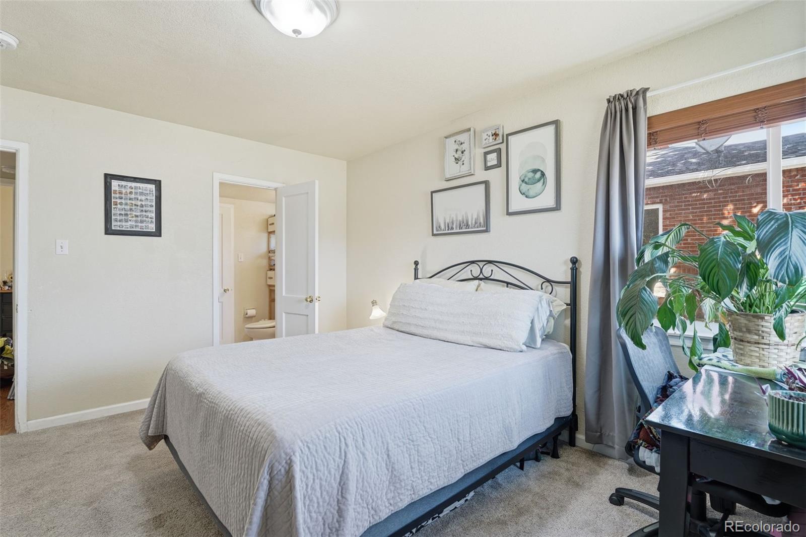 811 Ursula Street Aurora CO 80011