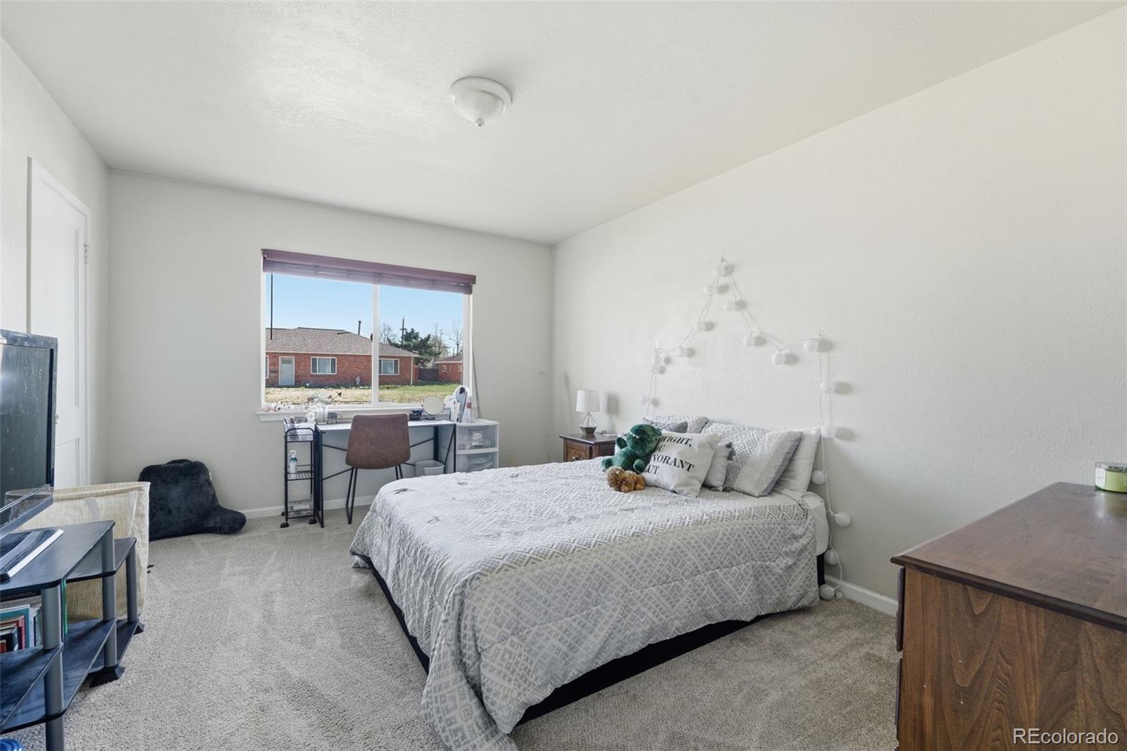 811 Ursula Street Aurora CO 80011