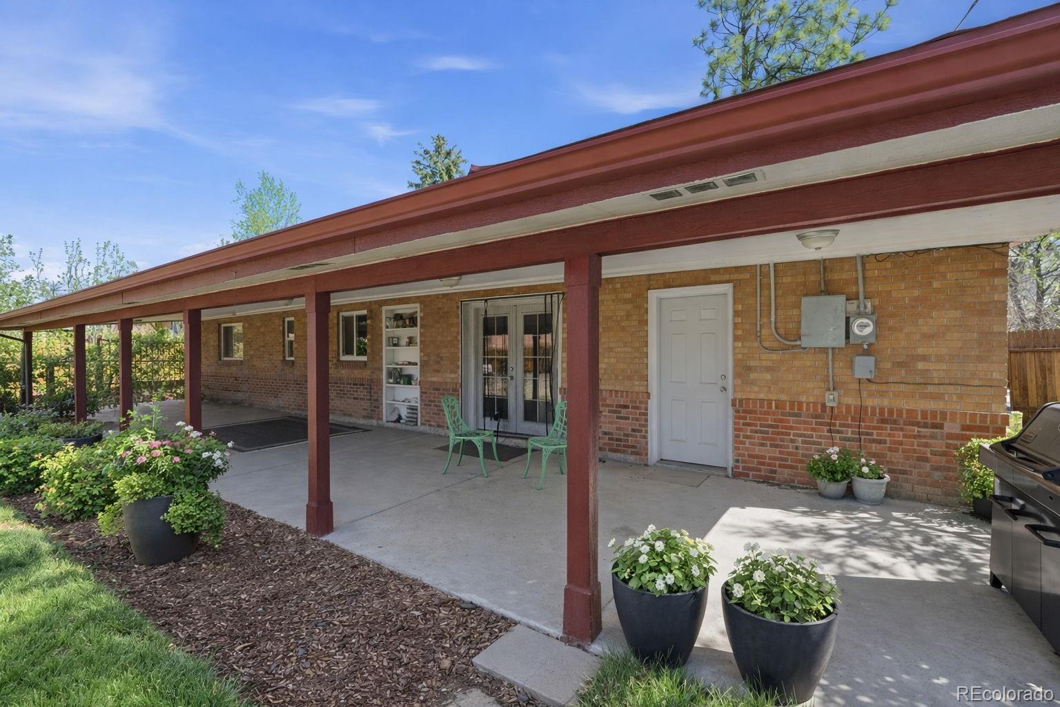 811 Ursula Street Aurora CO 80011