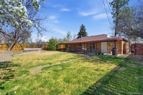 811 Ursula Street Aurora CO 80011
