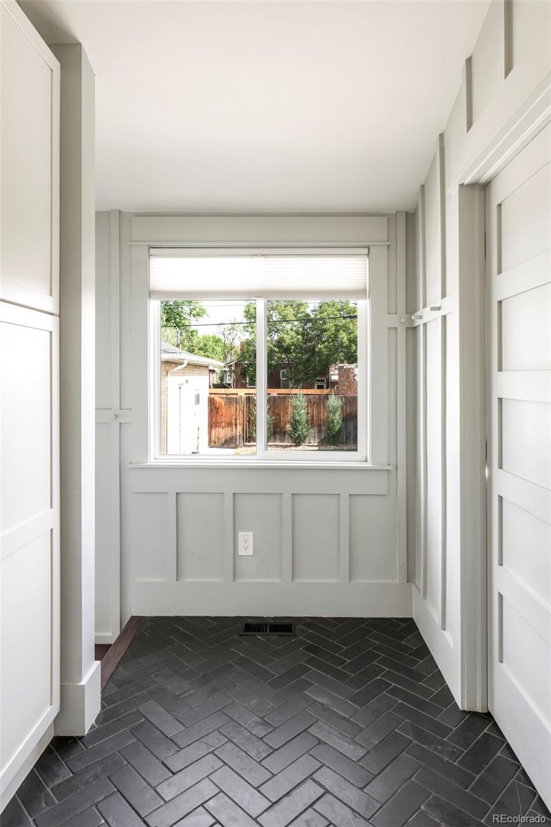 3041 W Clyde Place Denver CO 80211