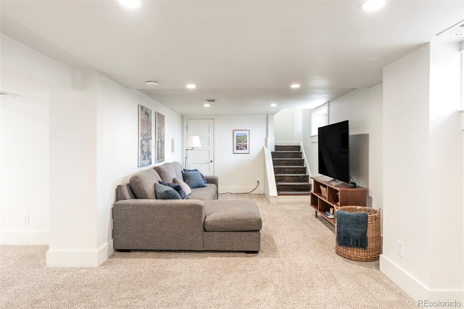 3041 W Clyde Place Denver CO 80211