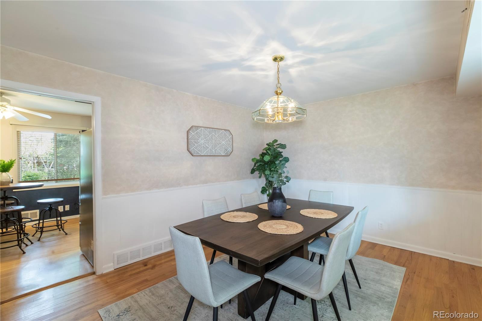 1061 E Briarwood Circle N Centennial CO 80122