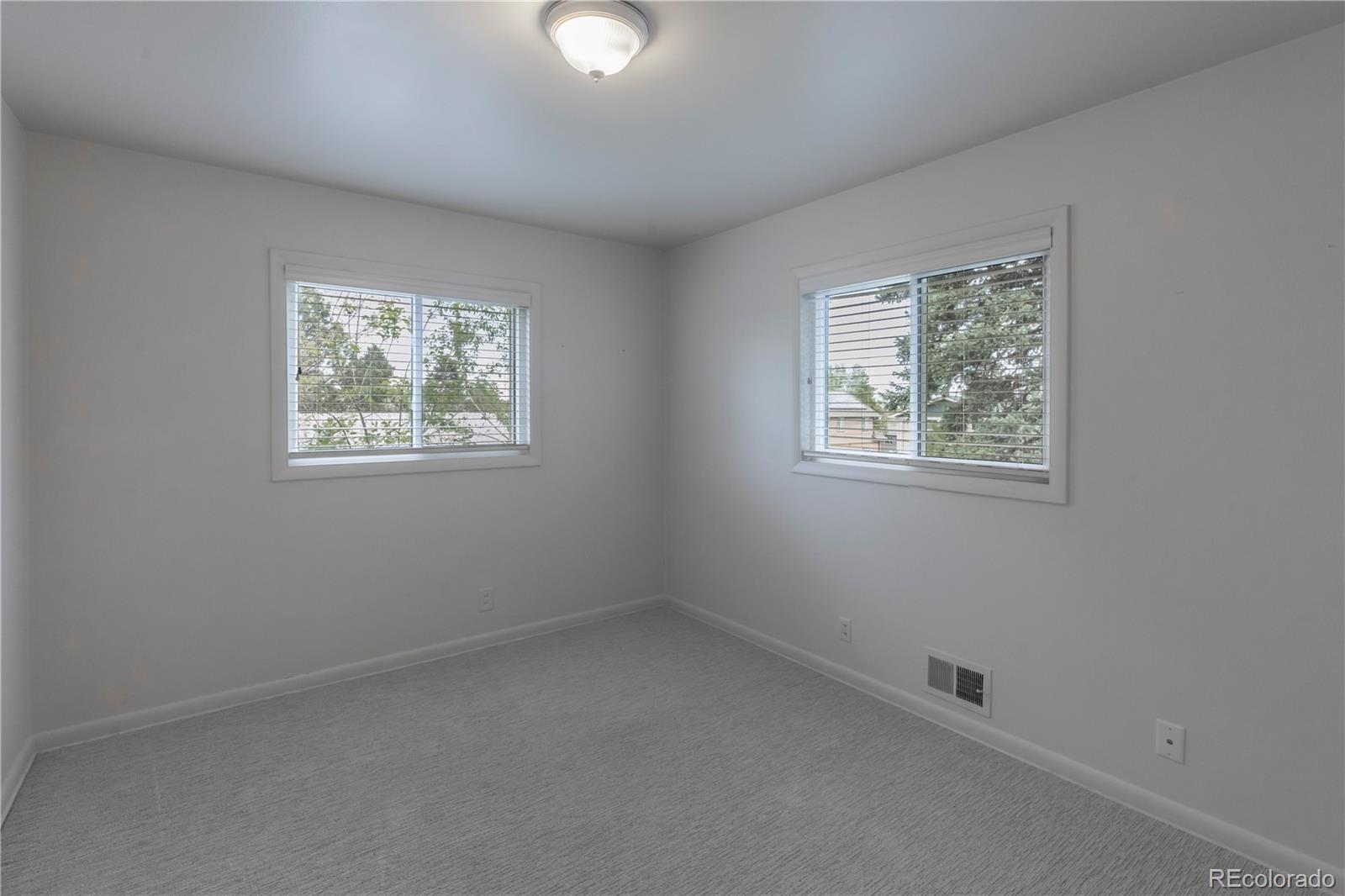 1061 E Briarwood Circle N Centennial CO 80122