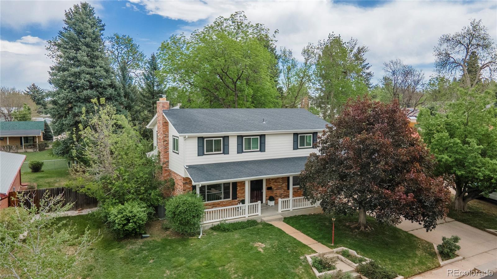 1061 E Briarwood Circle N Centennial CO 80122