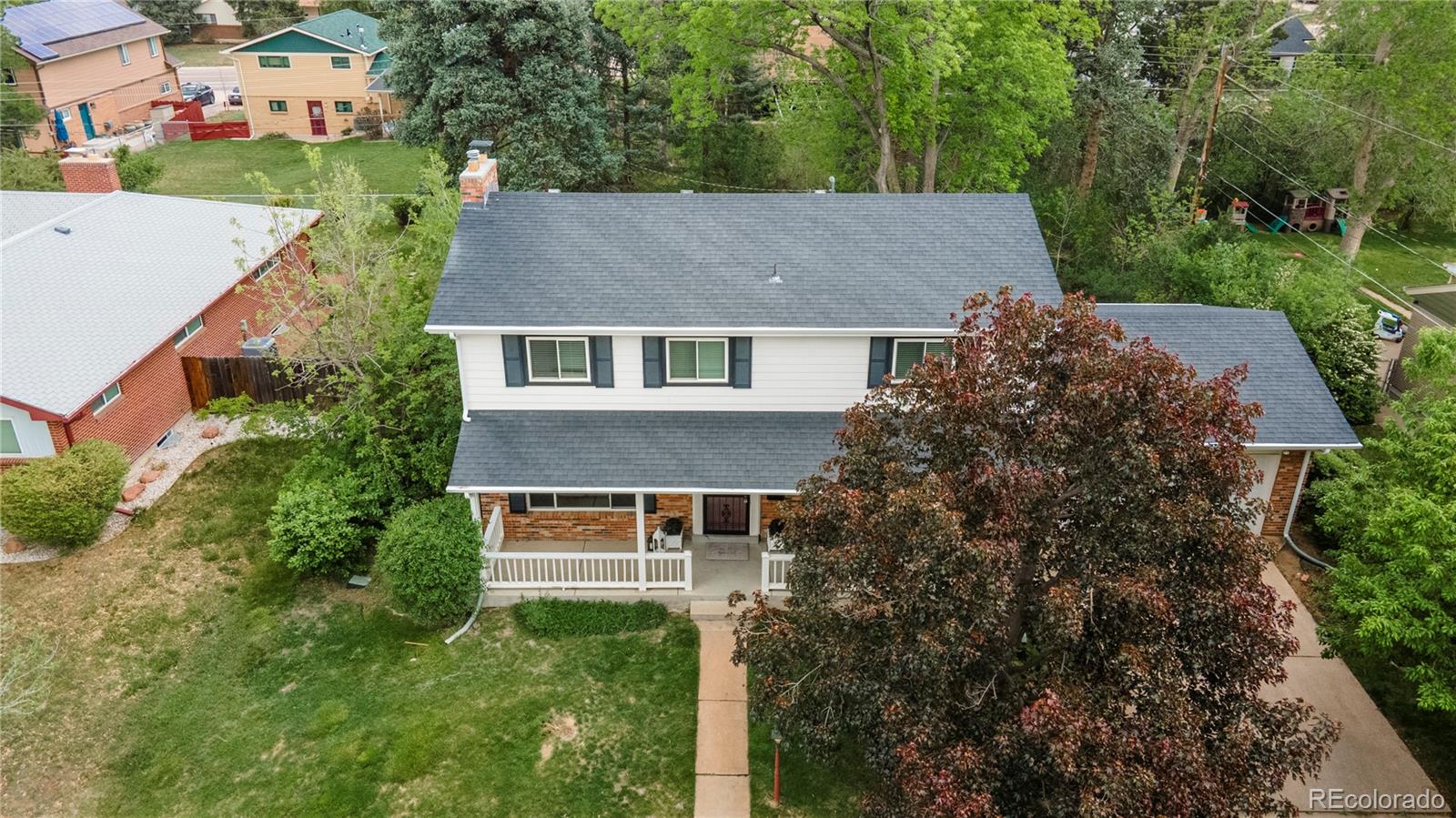 1061 E Briarwood Circle N Centennial CO 80122