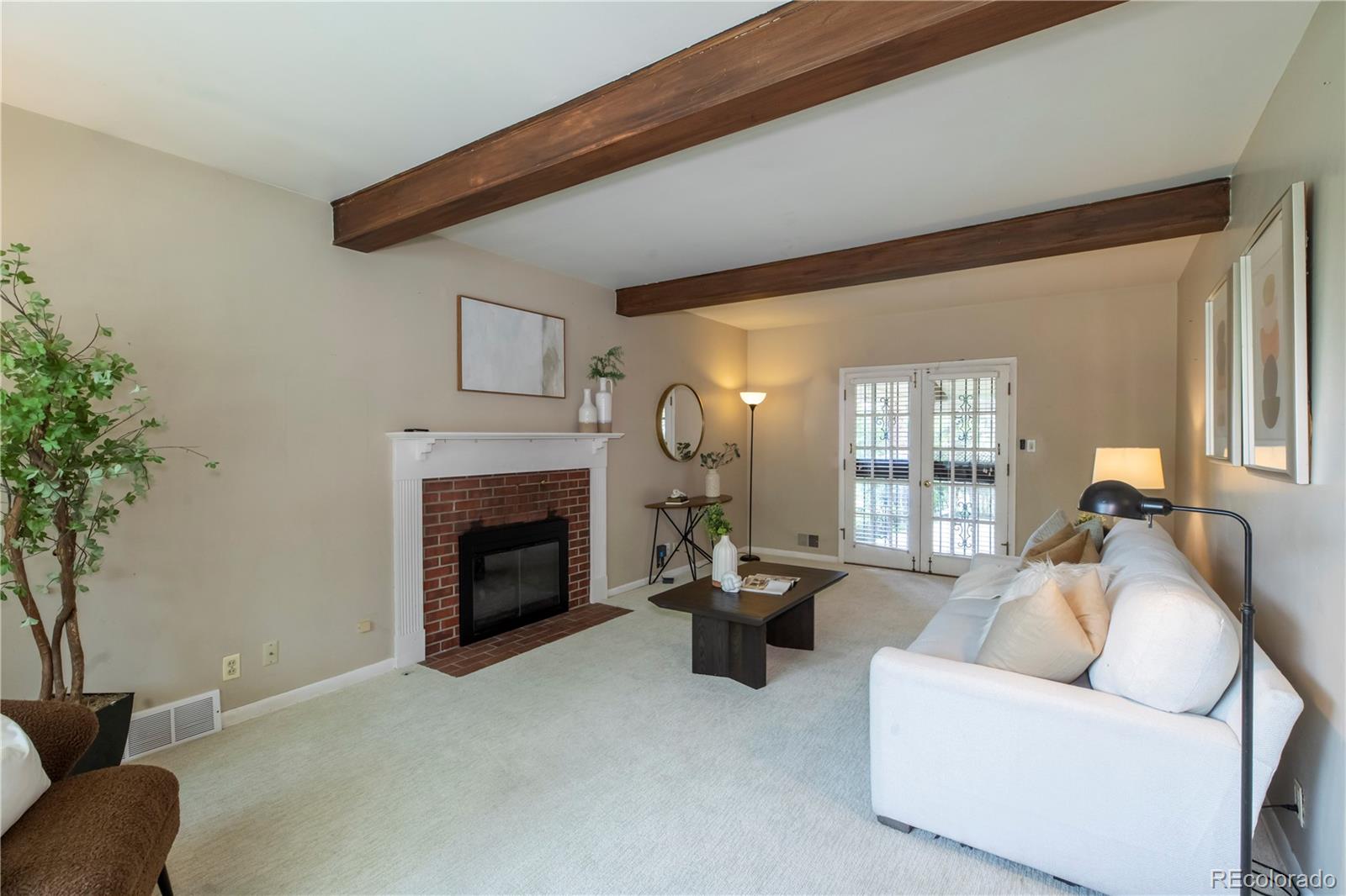 1061 E Briarwood Circle N Centennial CO 80122