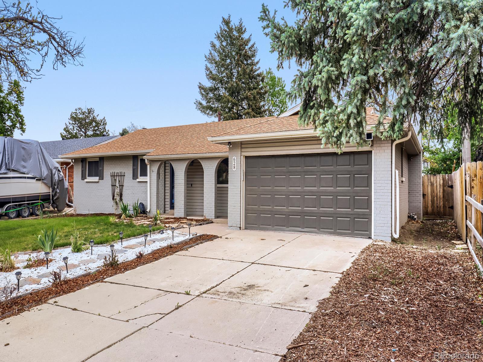 628 S Oswego Court Aurora CO 80012