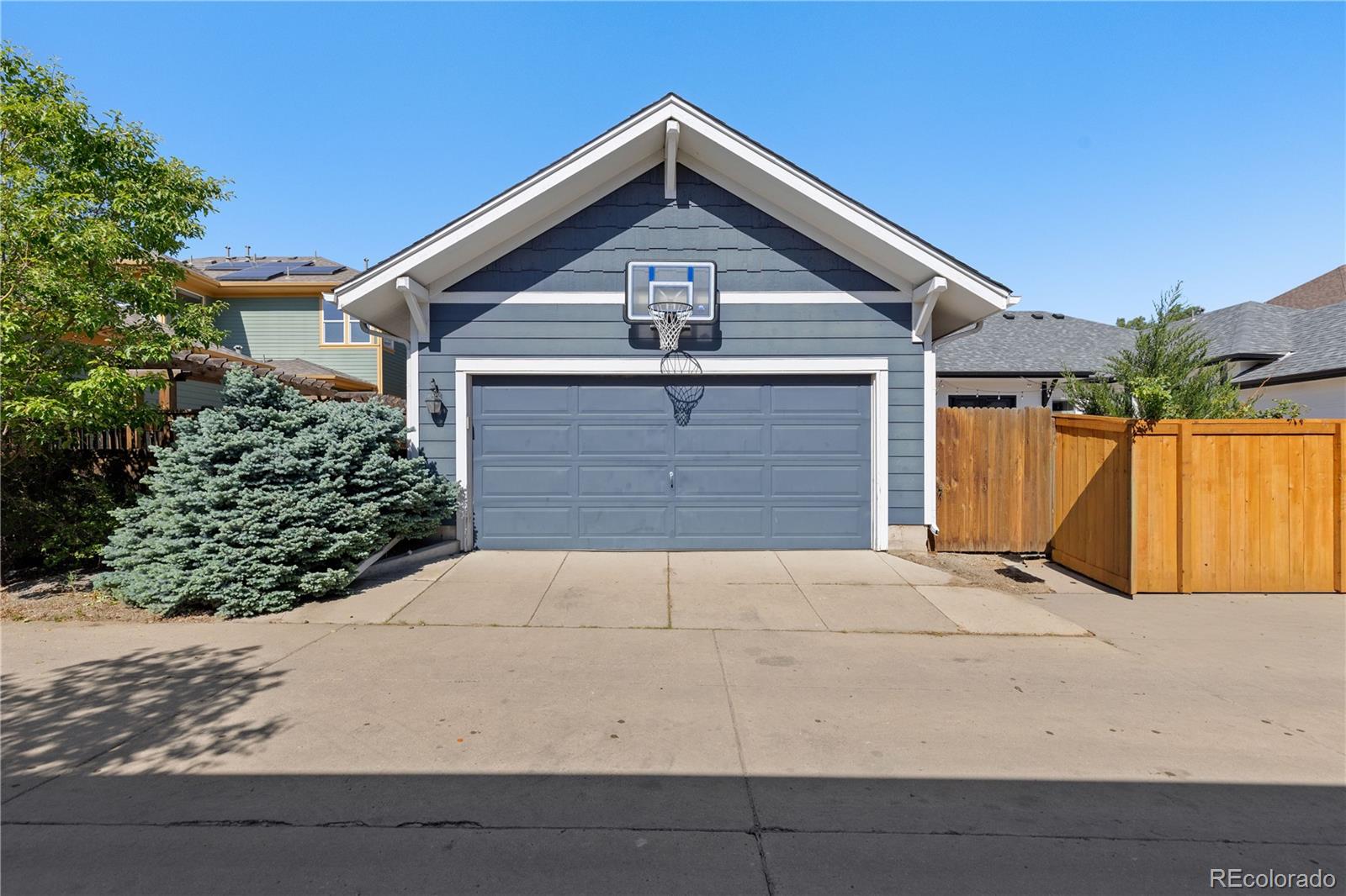 2694 Elmira Street Denver CO 80238