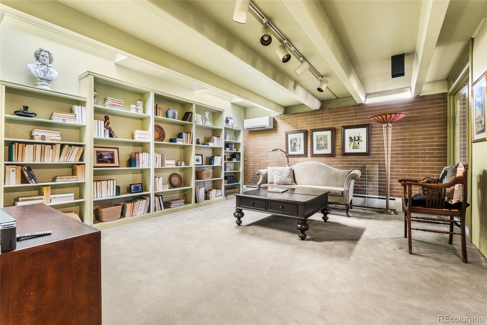 2735 E 7th Avenue Parkway Denver CO 80206