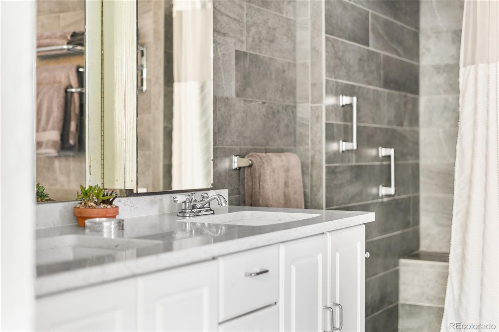 2735 E 7th Avenue Parkway Denver CO 80206