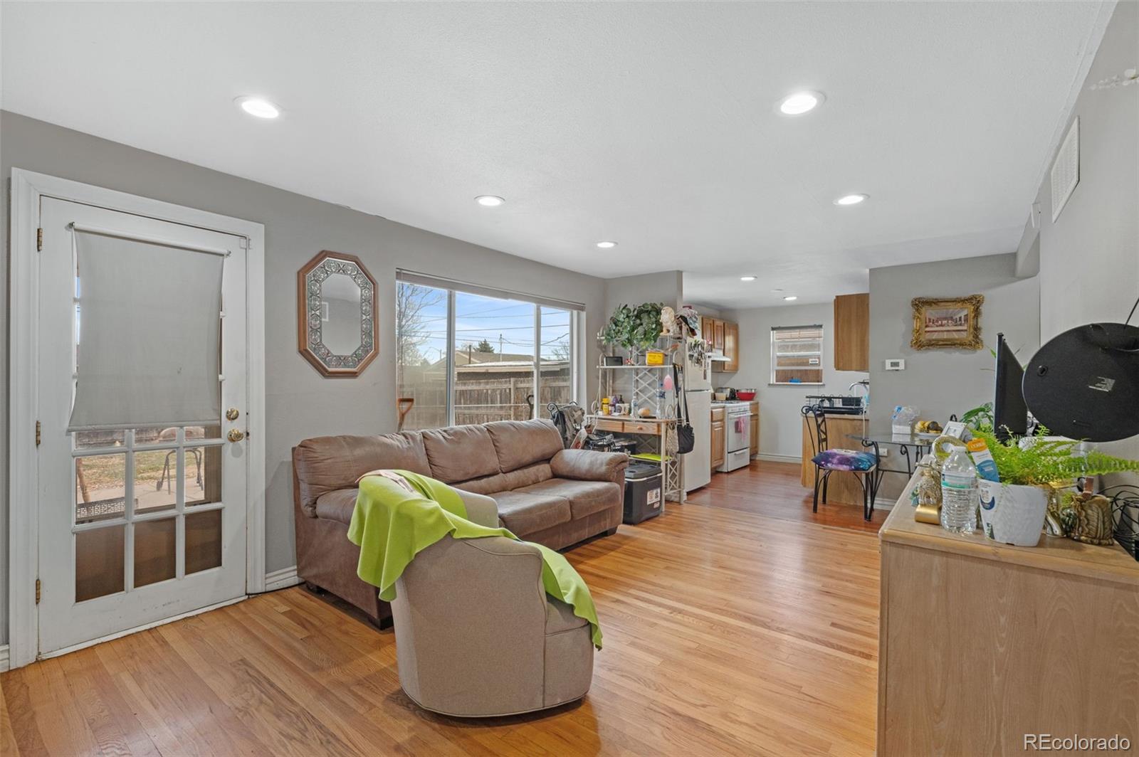 Denver CO, 4956 Umatilla Street