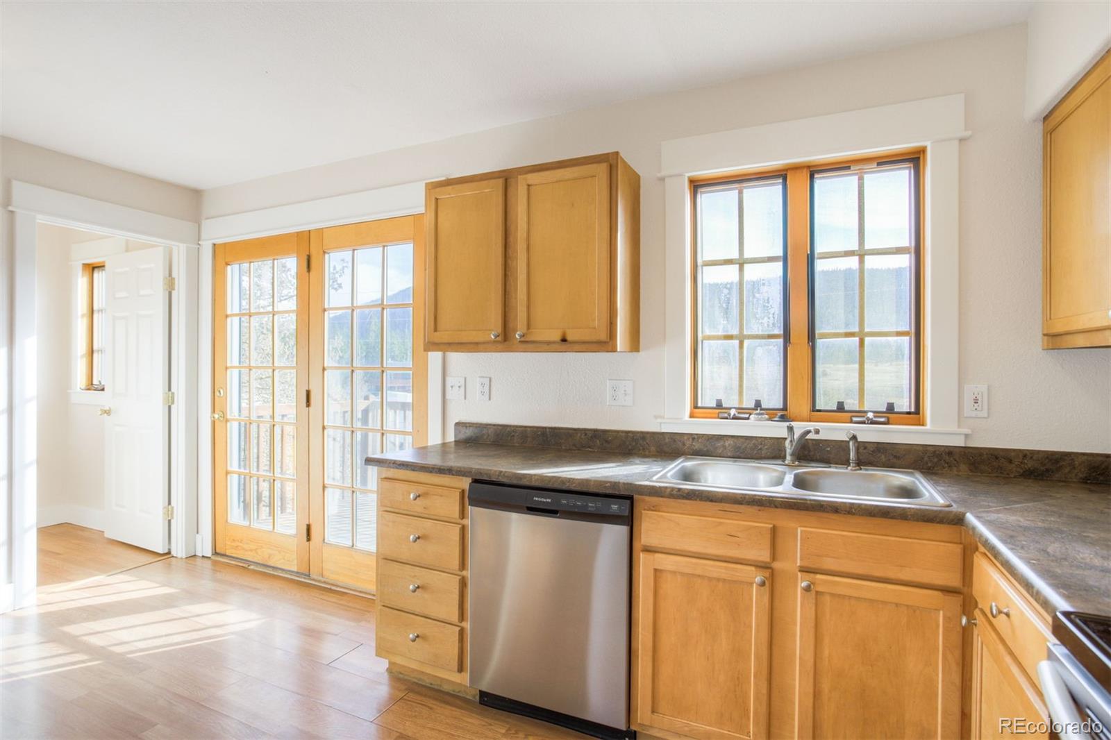 372 N Oak Street Alma CO 80420