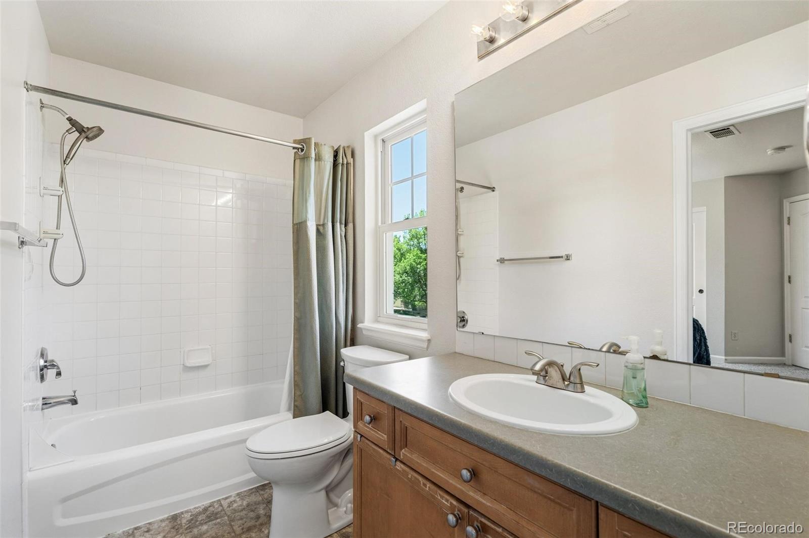 5243 Mt Arapaho Circle Longmont CO 80504
