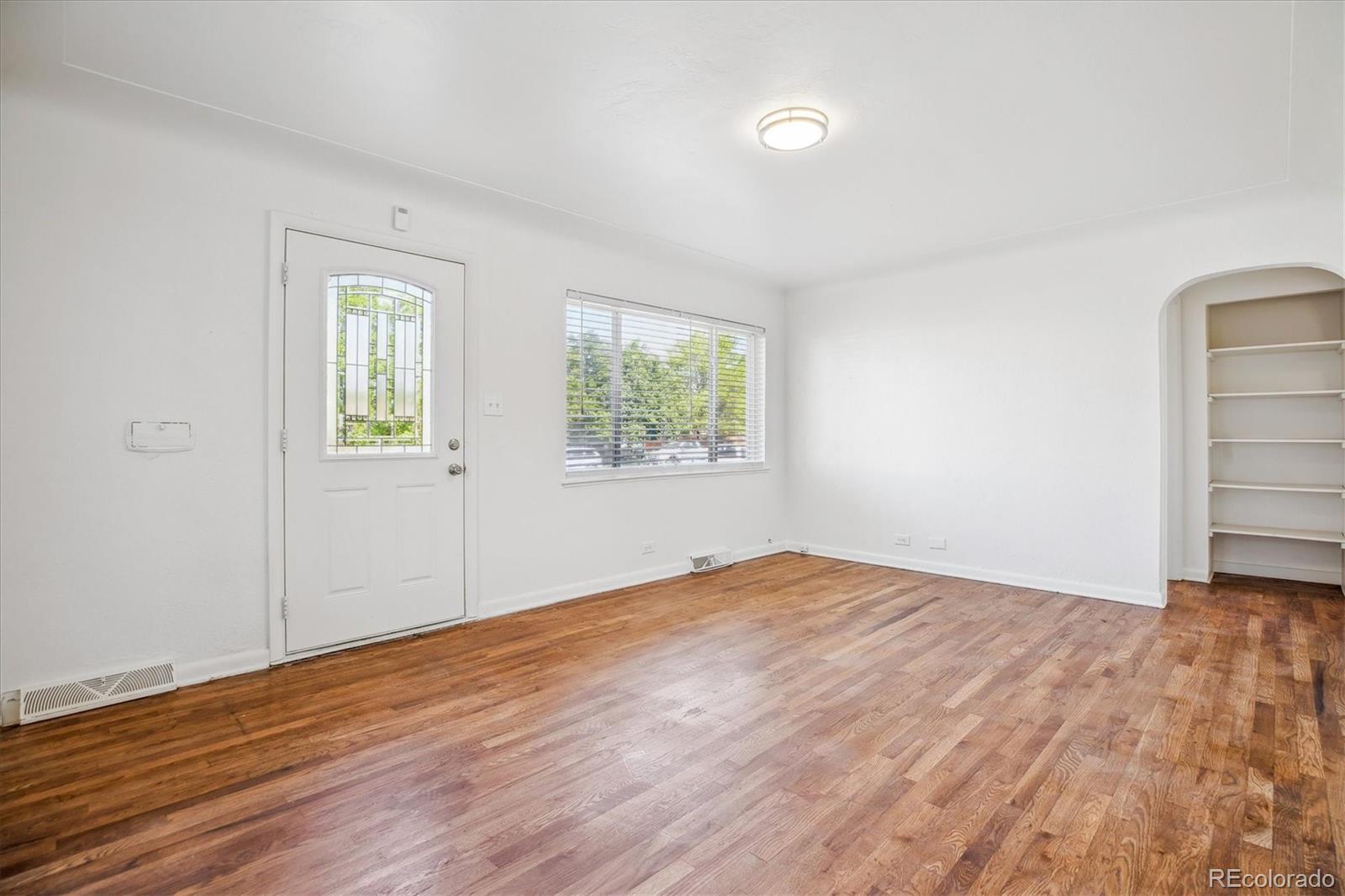 4624 Lincoln Englewood CO 80113