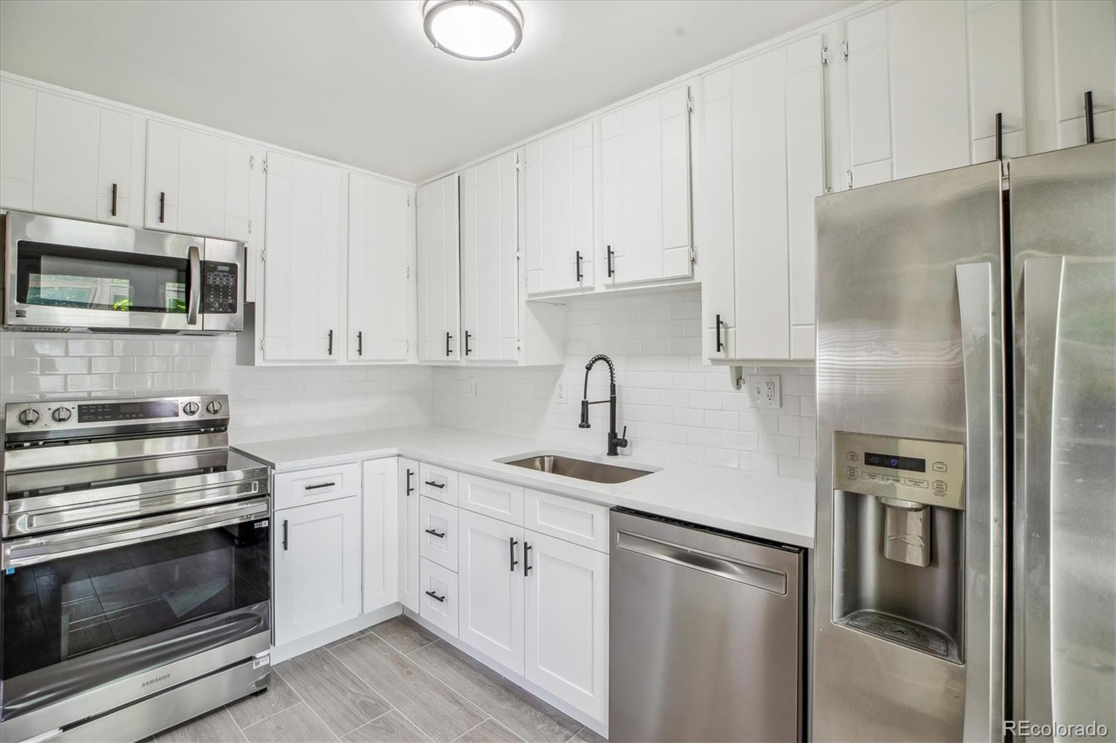 4624 Lincoln Englewood CO 80113