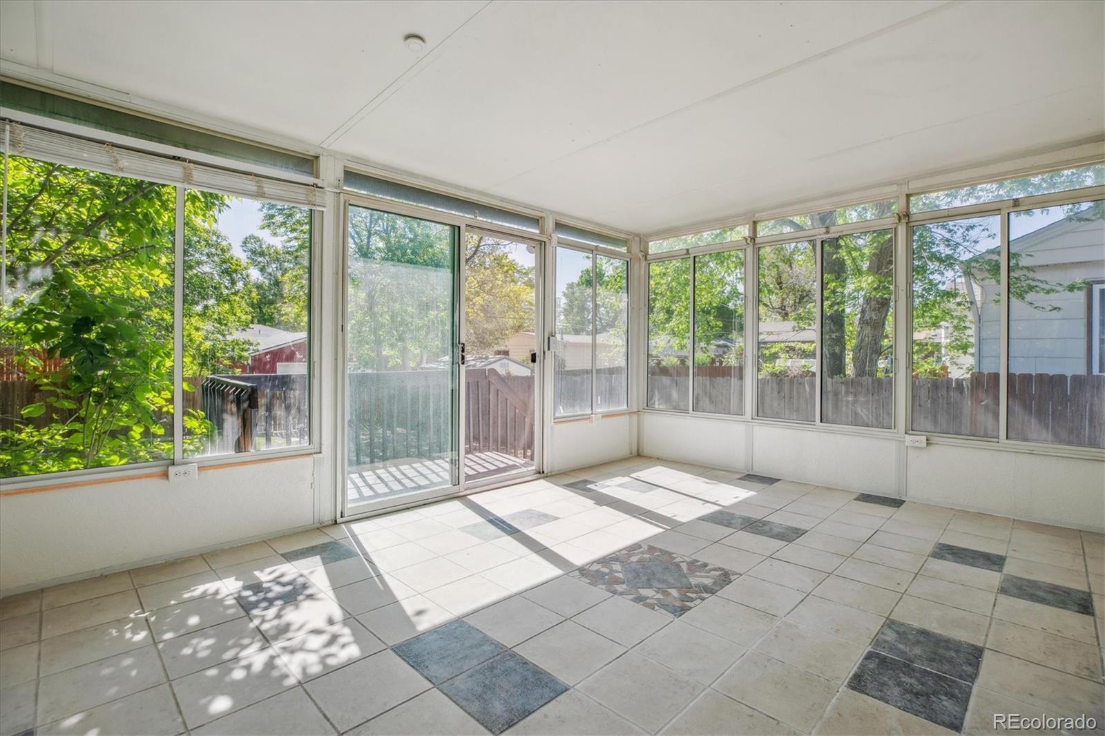 4624 Lincoln Englewood CO 80113