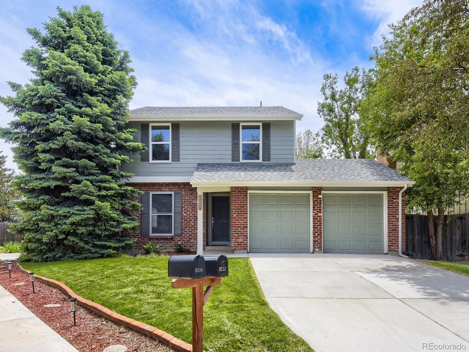 8212 S Tamarac Street Centennial CO 80112