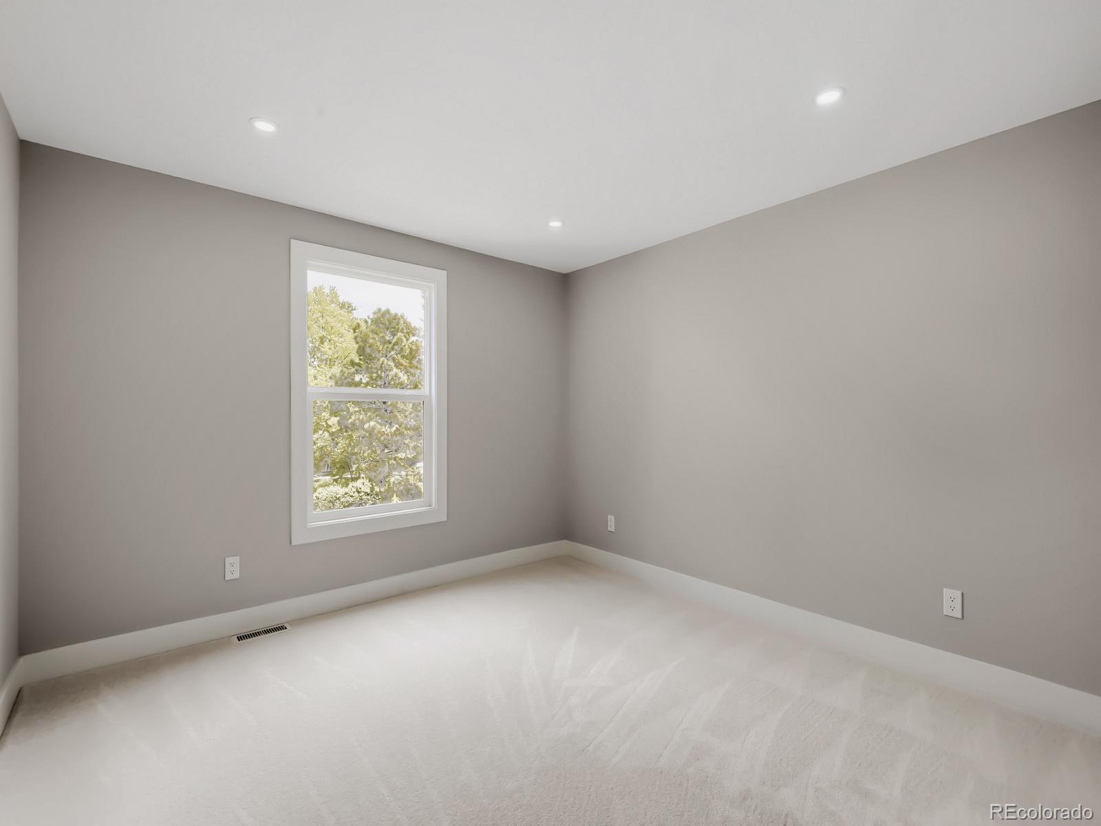 8212 S Tamarac Street Centennial CO 80112