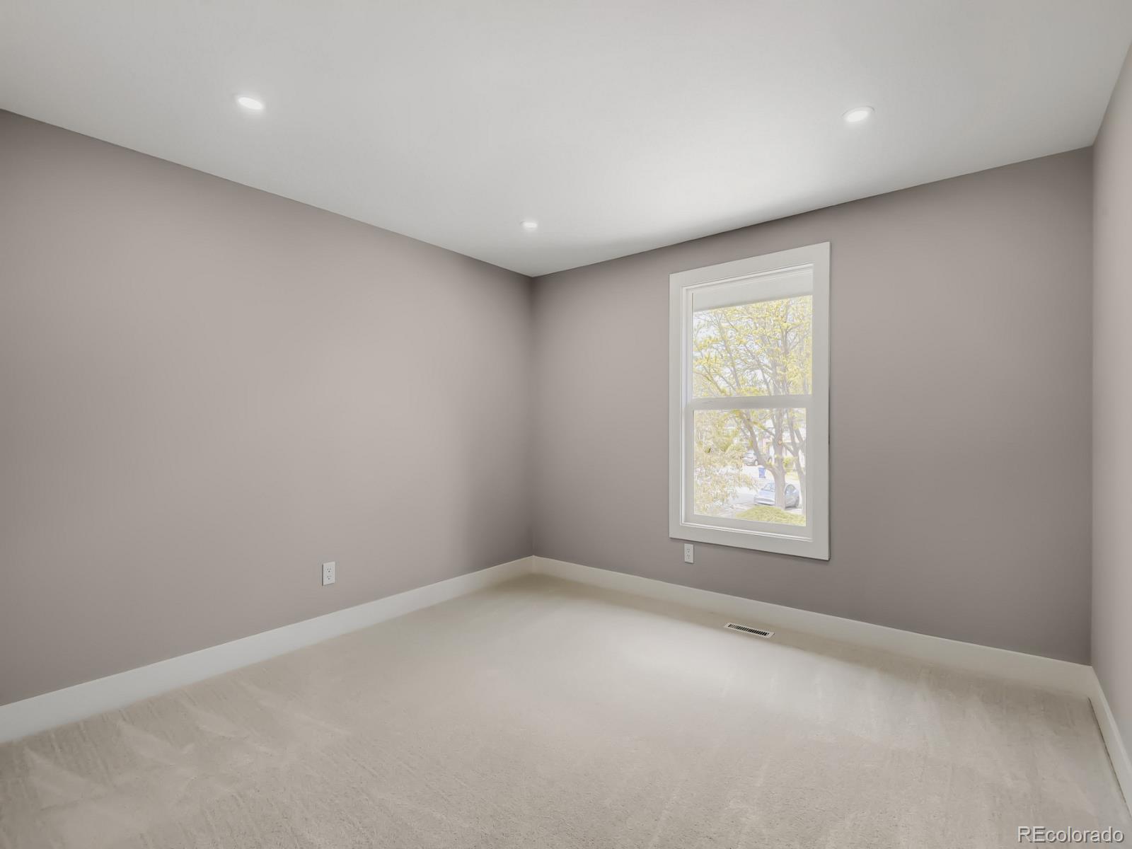 8212 S Tamarac Street Centennial CO 80112