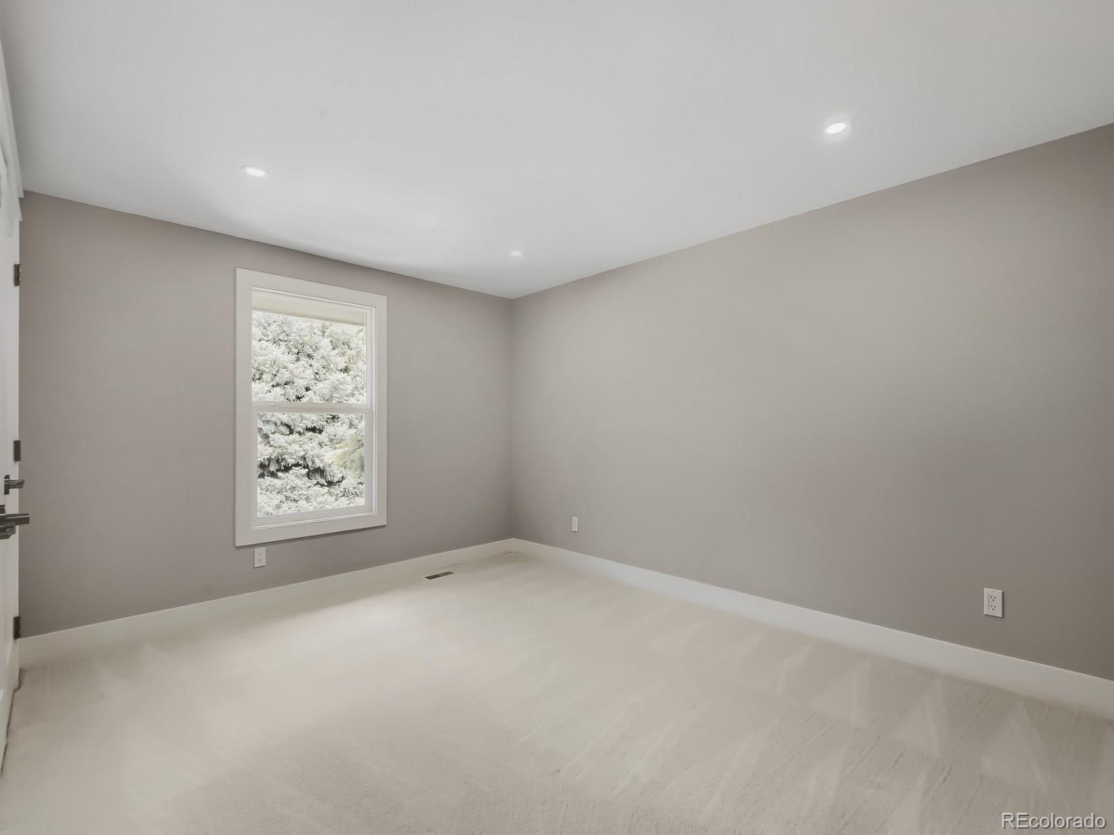 8212 S Tamarac Street Centennial CO 80112