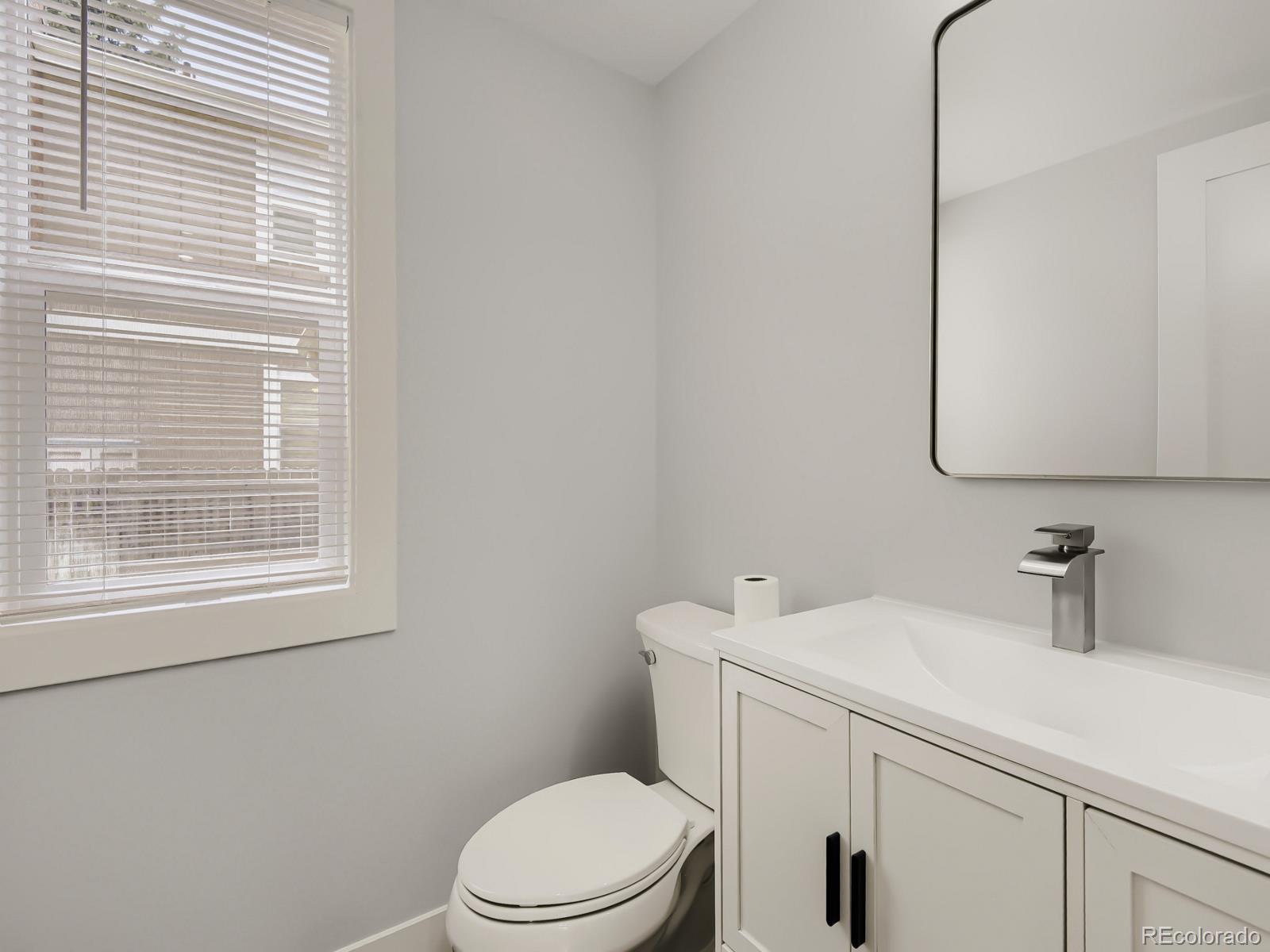 8212 S Tamarac Street Centennial CO 80112