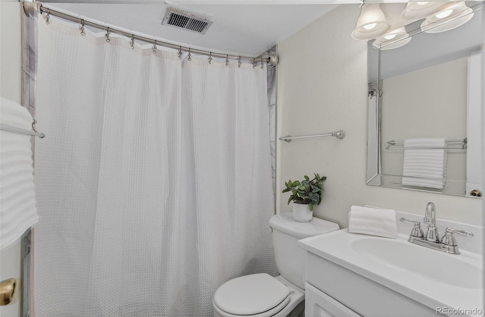 9156 Dover Street Westminster CO 80021