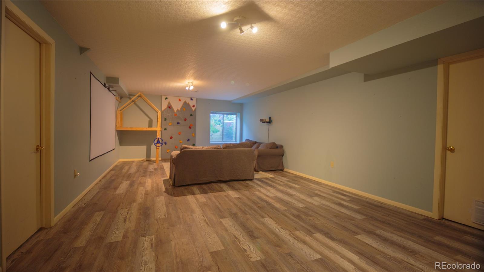 1463 Harvard Street Longmont CO 80503