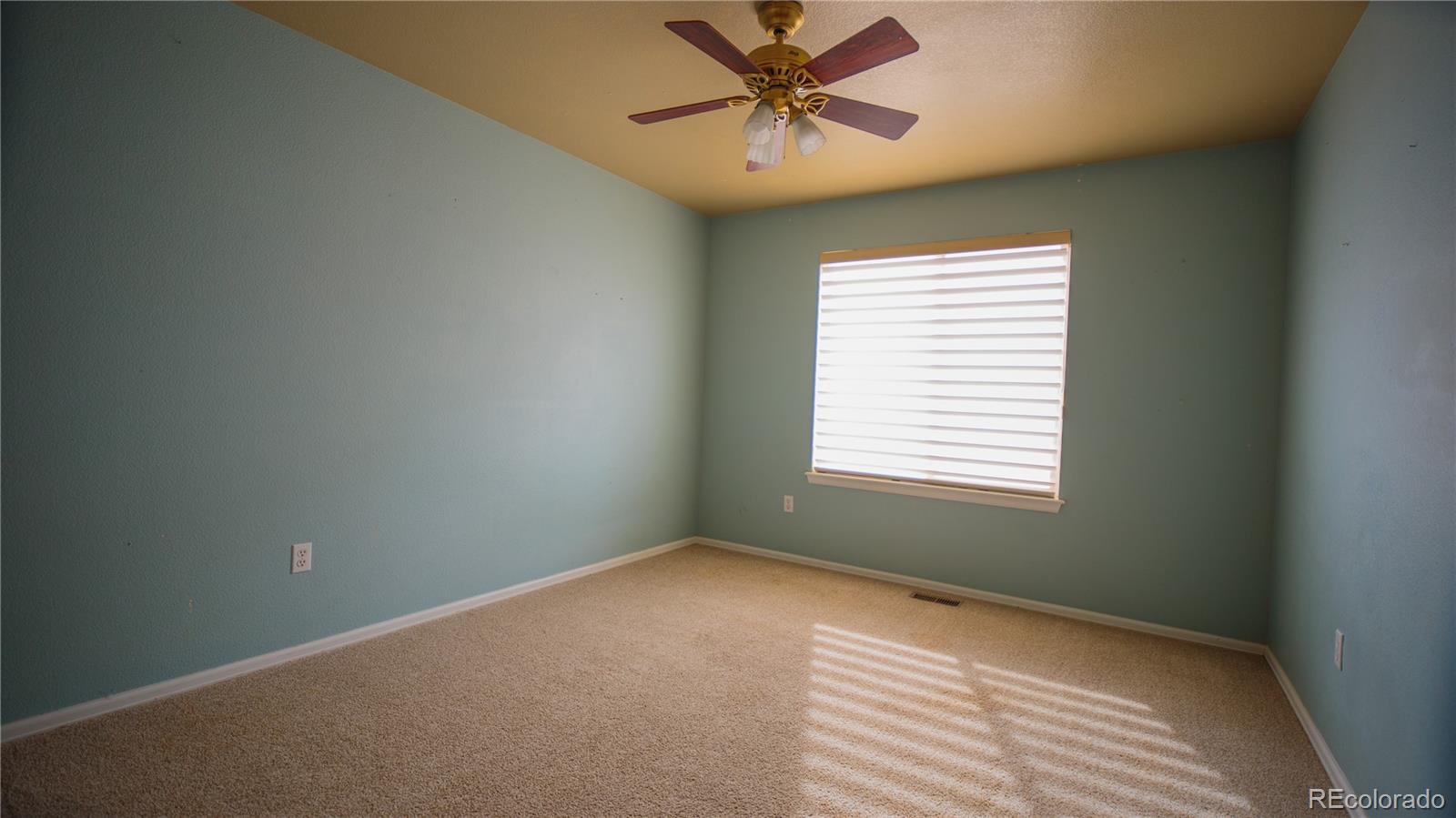 1463 Harvard Street Longmont CO 80503
