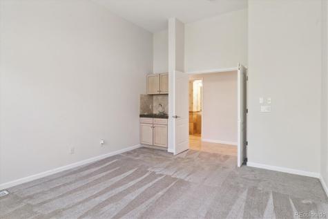 7127 S Versailles Street Aurora CO 80016