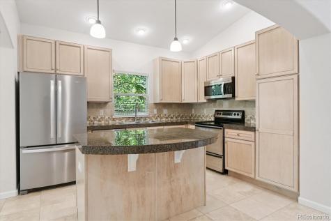 7127 S Versailles Street Aurora CO 80016