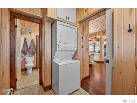 942 Spruce Drive Lyons CO 80540