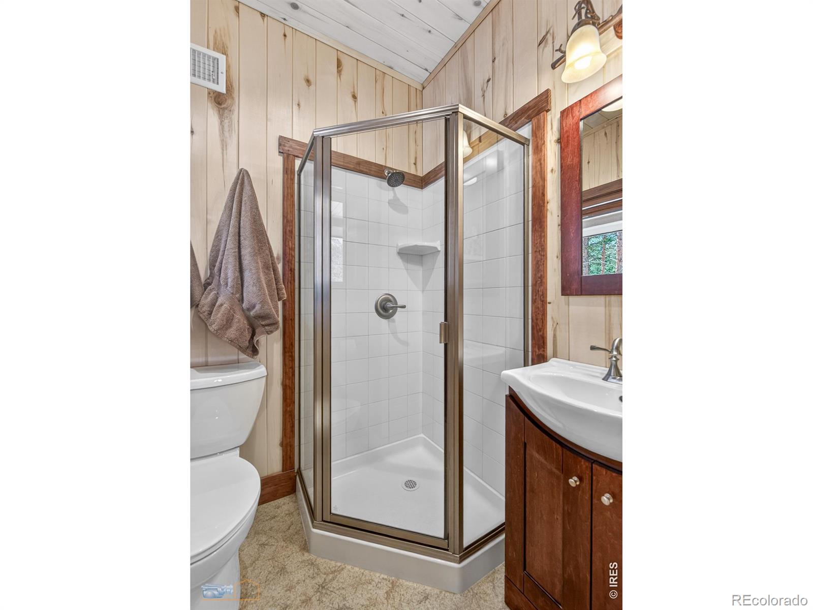 942 Spruce Drive Lyons CO 80540