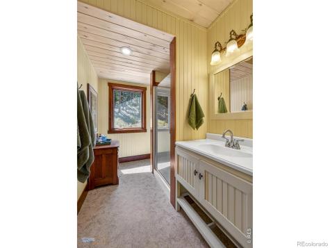 942 Spruce Drive Lyons CO 80540