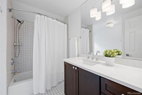7173 S Newport Way Centennial CO 80112