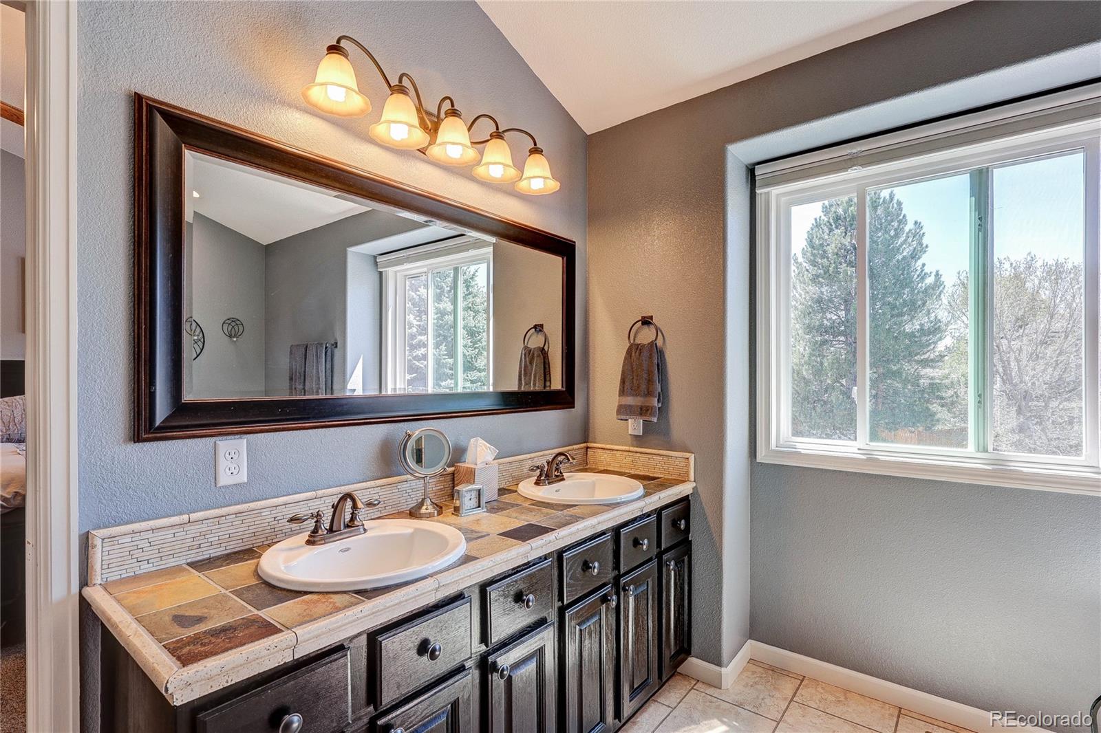 11035 W Rowland Avenue Littleton CO 80127