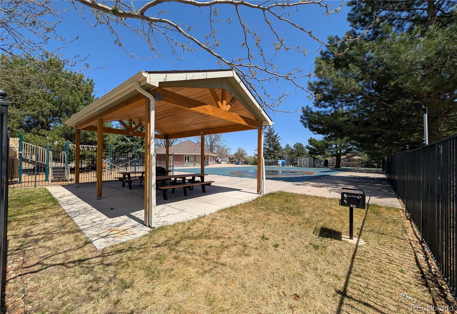 11035 W Rowland Avenue Littleton CO 80127