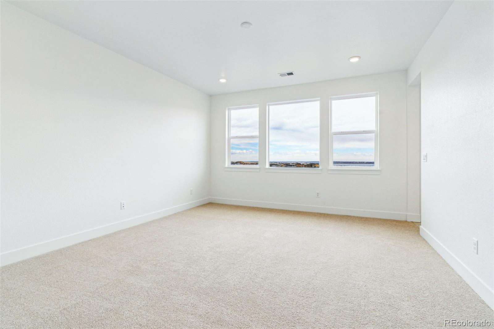 9322 Quaker Street Arvada CO 80007