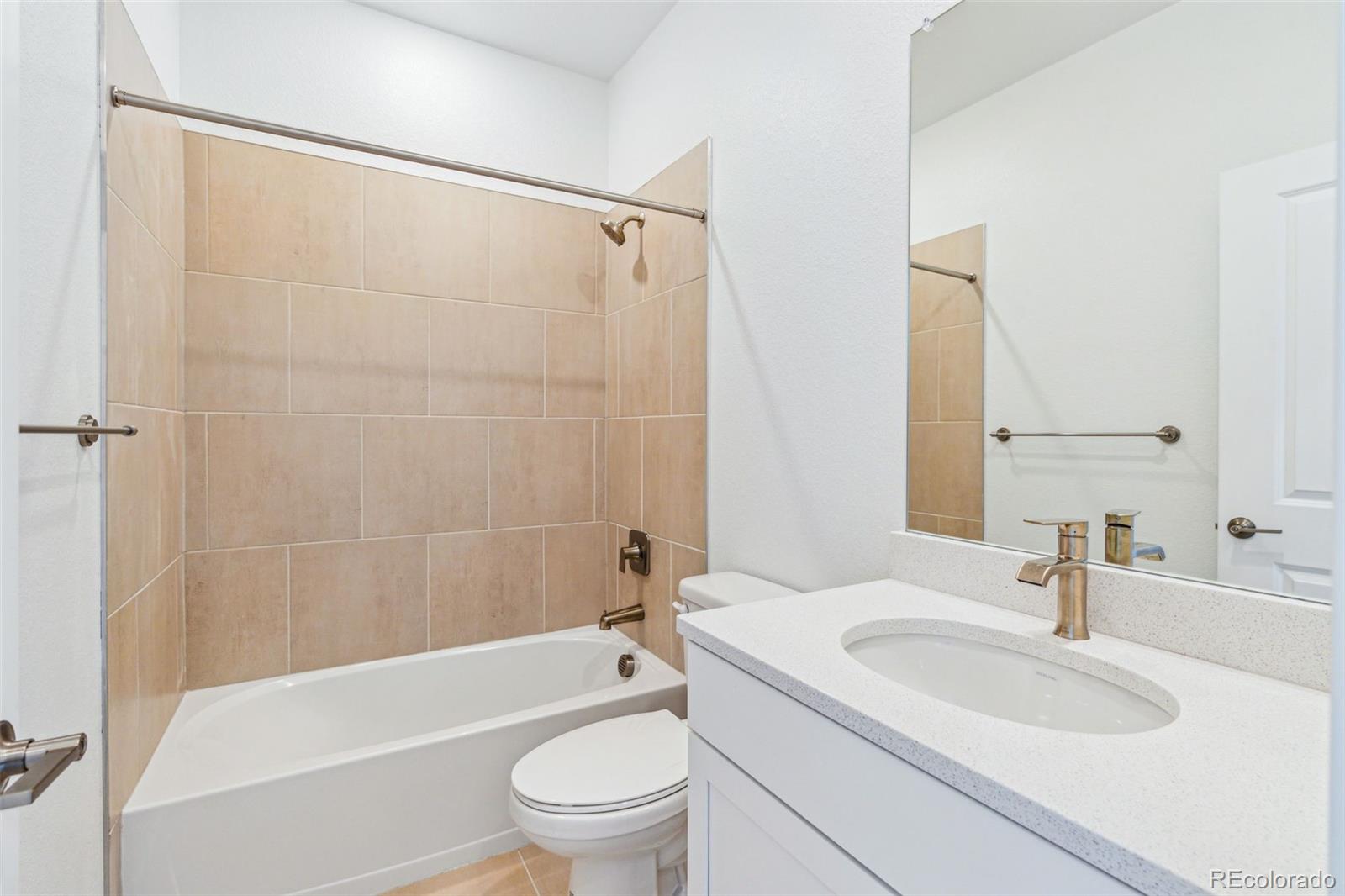 9322 Quaker Street Arvada CO 80007